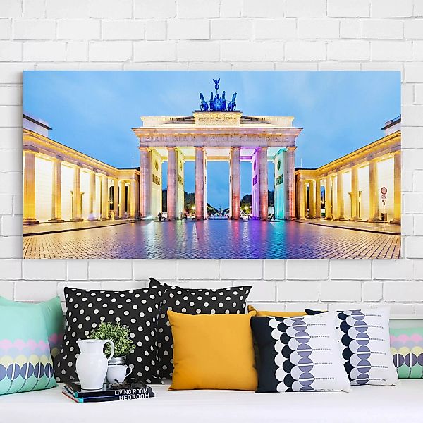 Leinwandbild Berlin - Querformat Erleuchtetes Brandenburger Tor günstig online kaufen