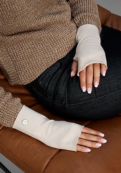 Laura Scott Armstulpen, 2 Stk. aus kuscheligem Strick mit süßem Metall-Badg günstig online kaufen