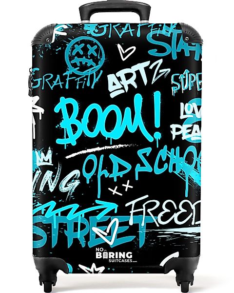 NoBoringSuitcases.com© Hartschalen-Trolley Straßenkunstwerk mit blauen Text günstig online kaufen