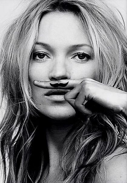 TPFLiving Kunstdruck OHNE RAHMEN, Vintage retro Fotografie - Kate Moss - Wa günstig online kaufen