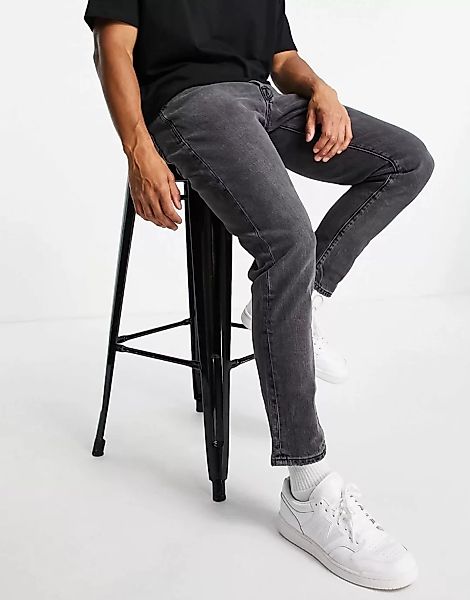Selected Homme – Eng geschnittene Karotten-Jeans aus Bio-Baumwolle in verwa günstig online kaufen