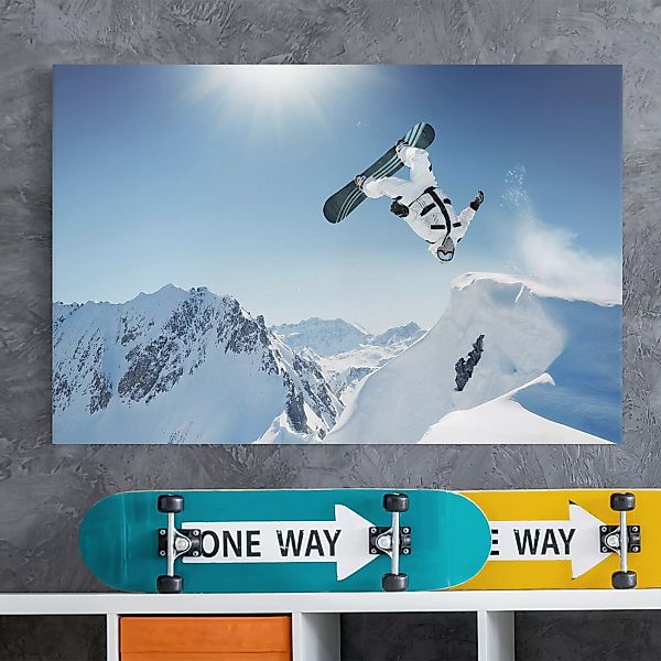 Leinwandbild Kinderzimmer - Querformat Fliegender Snowboarder günstig online kaufen