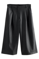 Next Lederhose Bermudashorts aus Kunstleder (1-tlg) günstig online kaufen