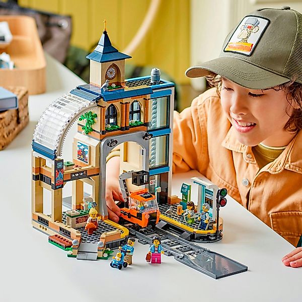 LEGO® Hauptbahnhof (60469), LEGO City Konstruktionsspielsteine, günstig online kaufen