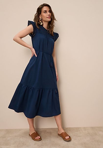 Tamaris Jerseykleid mit femininer Lochstickerei und verspieltem Schnitt günstig online kaufen