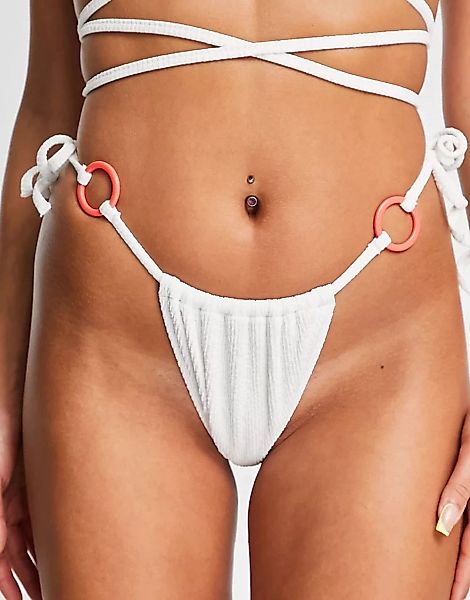 Public Desire – Bikinihose in Weiß mit Kräuselstruktur, hohem Beinausschnit günstig online kaufen