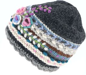 Guru-Shop Strickmütze Farbenfrohe Wollmütze mit aufwendiger.. günstig online kaufen