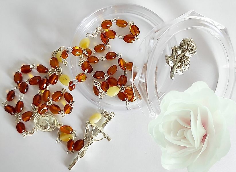 Festivalartikel Collier Handgefertigter Bernstein Rosenkranz mit Papstmedai günstig online kaufen