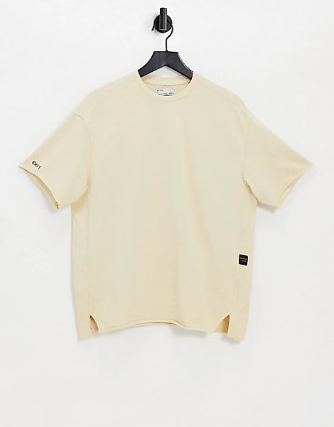 Bershka – T-Shirt in verwaschenem Beige mit unversäuberten Kanten, Kombitei günstig online kaufen