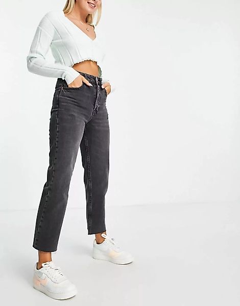 Pull&Bear – Jeans mit geradem, kurzem Schnitt in verwaschenem Schwarz günstig online kaufen
