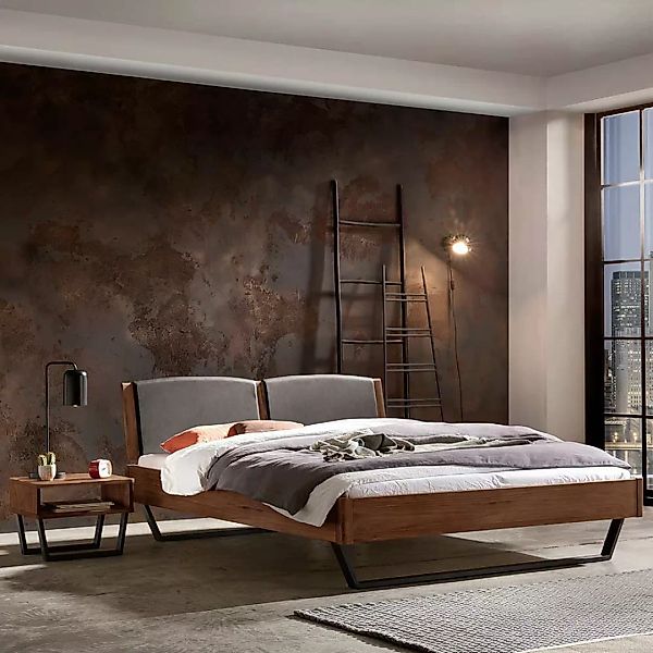 Doppelbett aus Nussbaum Massivholz und Stahl 216 cm tief günstig online kaufen