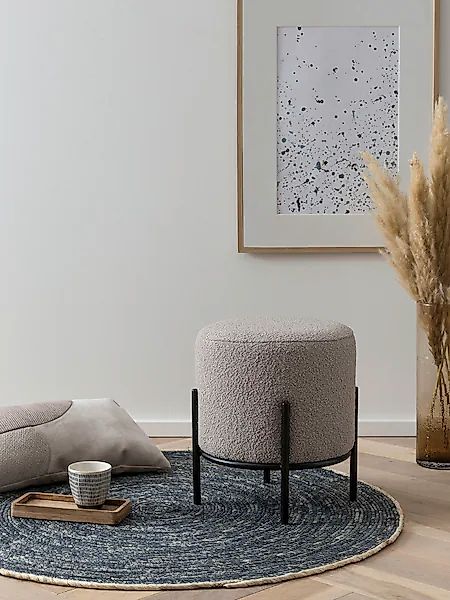 SalesFever Polsterhocker, mit Design-Gestell aus schwarzem Metall günstig online kaufen