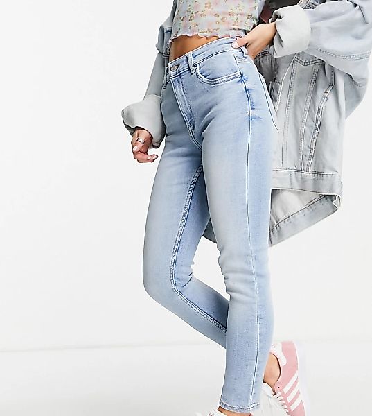 Bershka Petite – Eng geschnittene Jeans in Vintage-Blau mit superhohem Bund günstig online kaufen