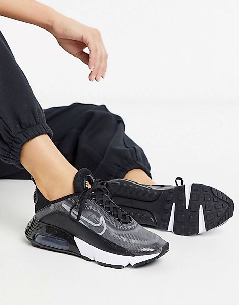 Nike – Air Max 2090 – Sneaker in Schwarz und Silber günstig online kaufen