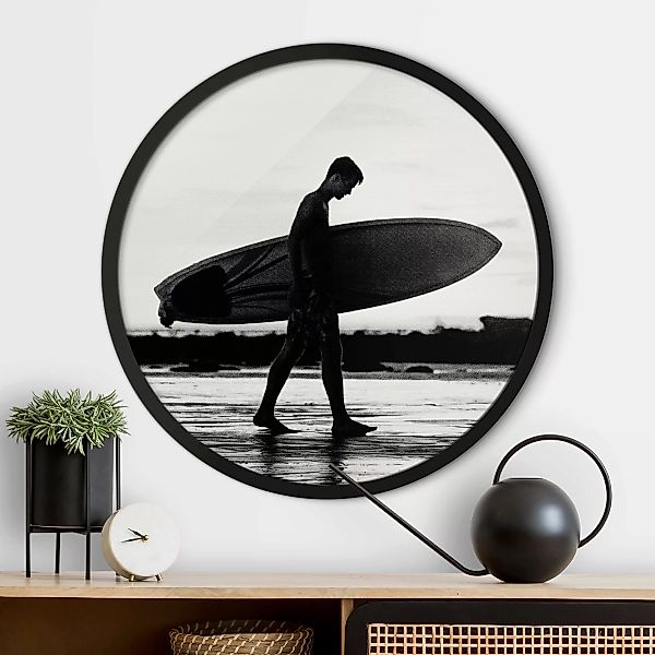 Rundes Gerahmtes Bild Surferboy im Schattenprofil günstig online kaufen