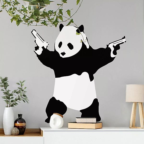 Wandtattoo Panda mit Pistolen - Brandalised ft. Graffiti by Banksy günstig online kaufen
