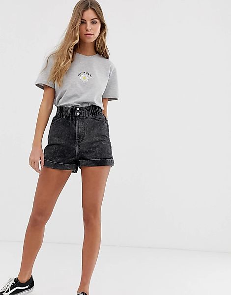 New Look – Schwarze Shorts in Acid-Waschung günstig online kaufen