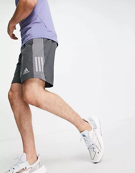 adidas – Lauf-Shorts in Grau mit BOS-Logo günstig online kaufen