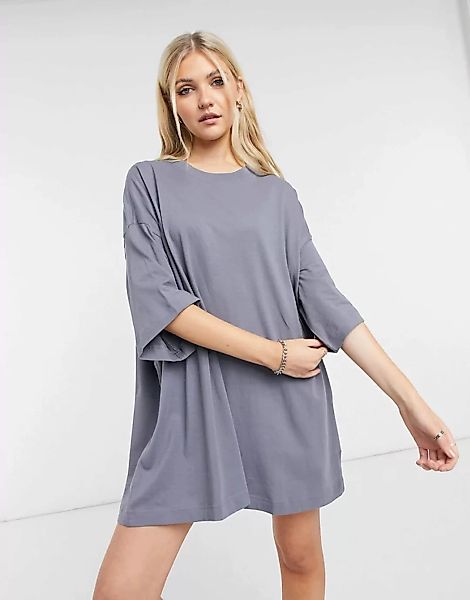 Weekday – Huge – T-Shirt-Kleid aus Bio-Baumwolle in Blau günstig online kaufen