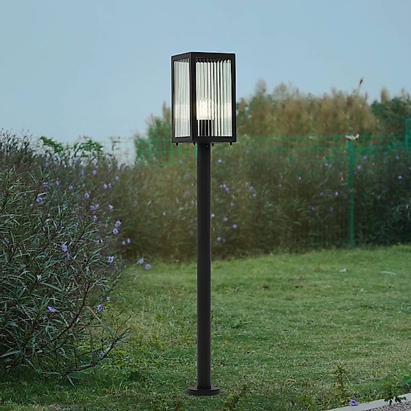 Lindby Wegeleuchte Bolgar, schwarz, Metall, Glas, 15 cm günstig online kaufen