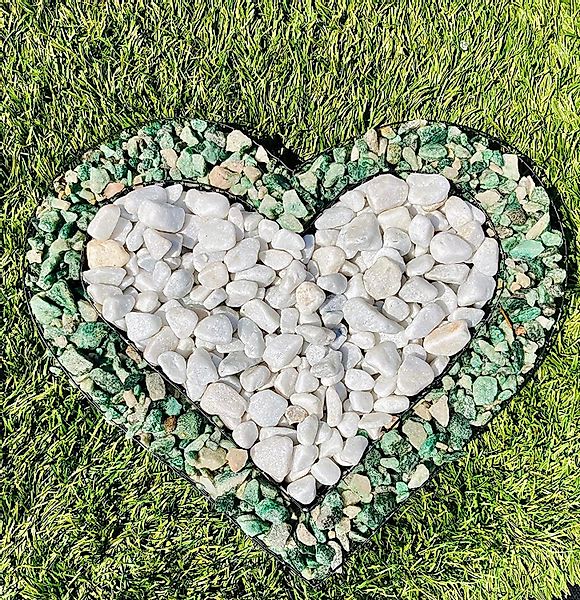 Gartenwelt Riegelsberger Gartenfigur Herz Gitter Grabschmuck günstig online kaufen