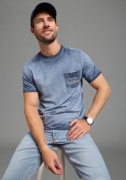 KangaROOS T-Shirt schmale Passform, Halbarm, mit Brusttasche, aus Slub-Mate günstig online kaufen