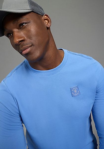 DELMAO Rundhalsshirt mit Markenlabel günstig online kaufen