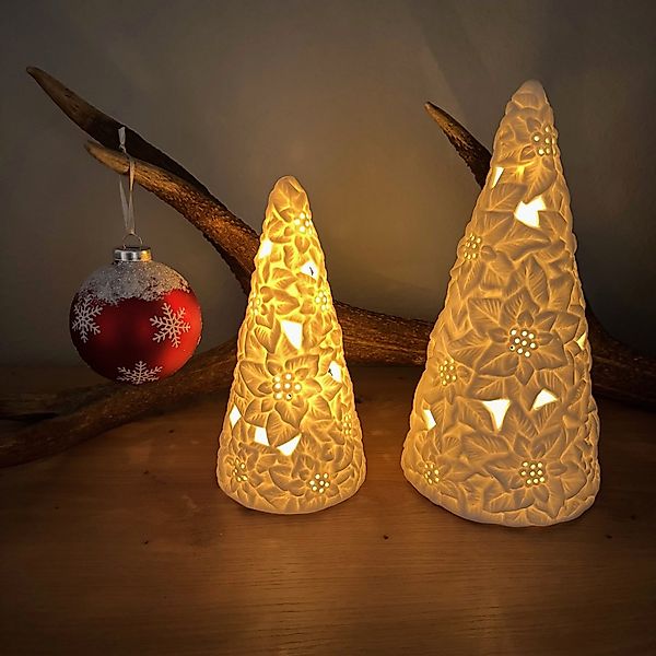 Online-Fuchs LED-Dekofigur 2 Weihnachtsbäume aus Keramik günstig online kaufen