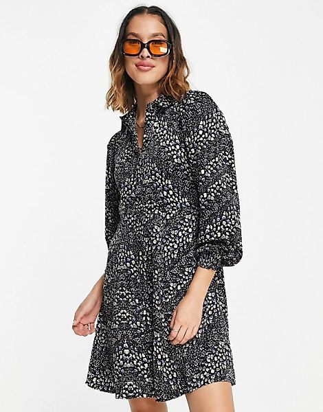 Vero Moda – Gesmoktes Hemdkleid mit Muster-Schwarz günstig online kaufen
