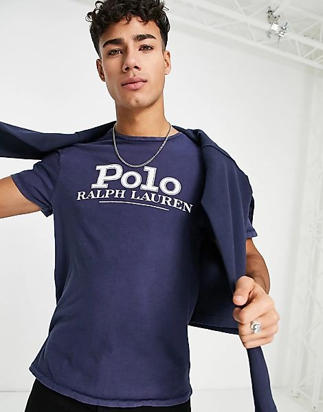 Polo Ralph Lauren – T-Shirt in Marineblau mit Retro-Logo vorn günstig online kaufen