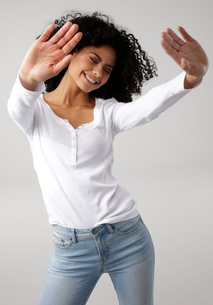 KangaROOS Langarmshirt krempelbare Ärmel, figurbetonter Schnitt, günstig online kaufen