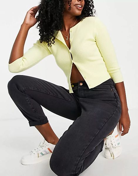 New Look – Schwarze Mom-Jeans mit betonter Taille günstig online kaufen