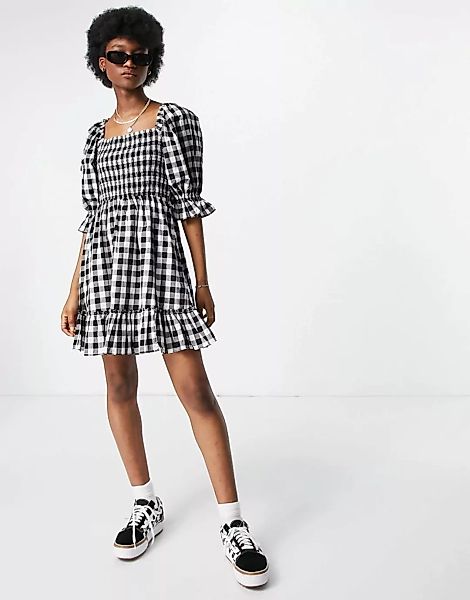 New Look – Gesmoktes Hängerkleid mit Schnürung hinten und Vichy-Karomuster günstig online kaufen