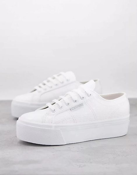 Superga – 2790 – Flatform-Sneaker in Weiß aus Leder im Kroko-Design günstig online kaufen