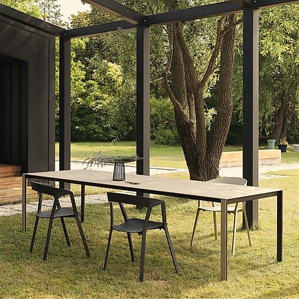Kristalia Thin-K Tonmaterial Argilla Esstisch | Gartentisch | Konfigurator günstig online kaufen