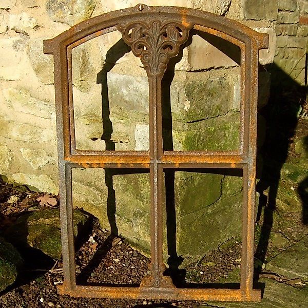 Antikas Fenster Eisenfenster aus Gusseisen, Stallfenster günstig online kaufen