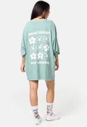 Worldclassca T-Shirt Worldclassca Oversized Print Flower günstig online kaufen