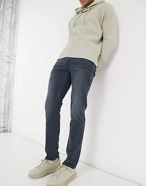 Levi's 551z – Authentic – Jeans mit geradem Schnitt in Rubber Worm mit dunk günstig online kaufen