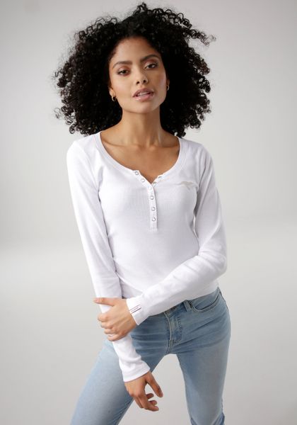 KangaROOS Langarmshirt krempelbare Ärmel, figurbetonter Schnitt, günstig online kaufen