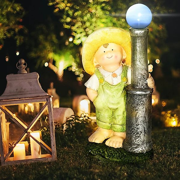 Outsunny Kleiner Junge mit Laterne  Gartenfigur mit LED Solarleuchte, 56 cm günstig online kaufen