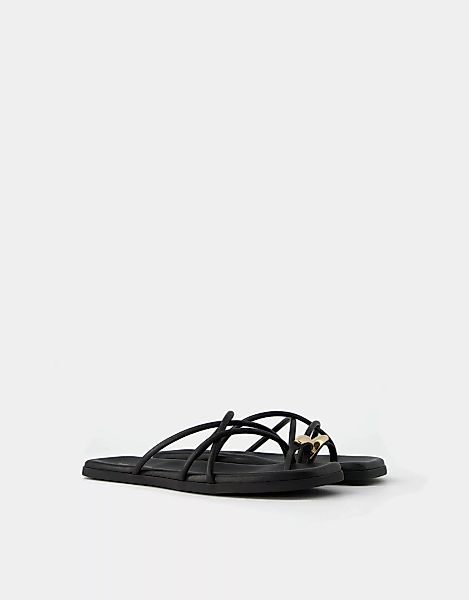 Bershka Flache Sandalen Mit Riemchen Und Ring Damen 37 Schwarz günstig online kaufen