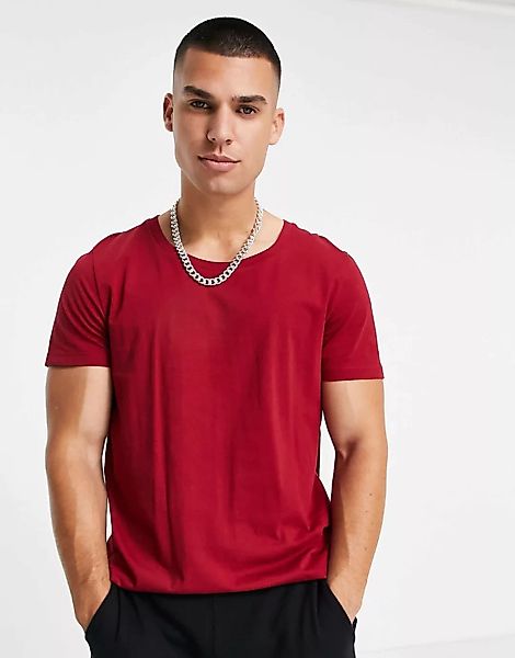 ASOS DESIGN – T-Shirt aus Bio-Baumwolle in Burgunderrot mit U-Boot-Ausschni günstig online kaufen