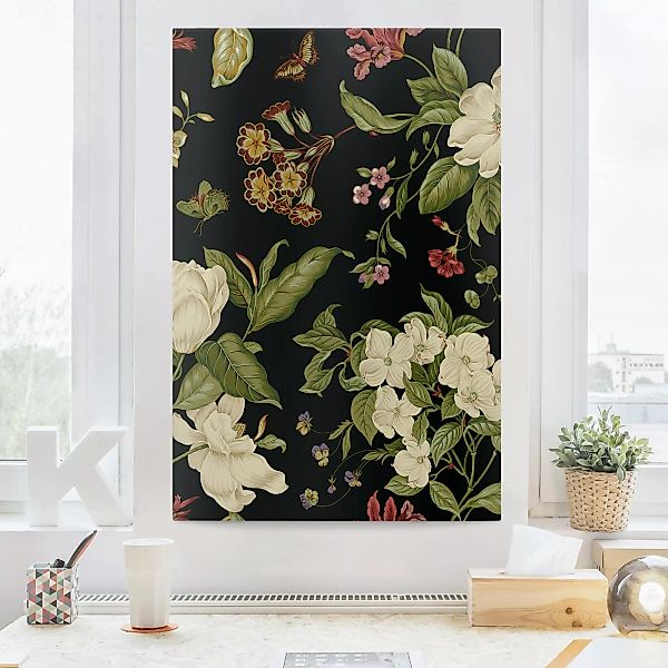 Leinwandbild - Hochformat Gartenblumen auf Schwarz I günstig online kaufen