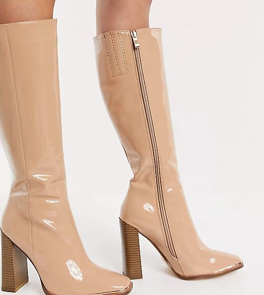 Simmi London – Melisa – Kniehohe Stiefel mit Metalldetail in Lackoptik, Bei günstig online kaufen