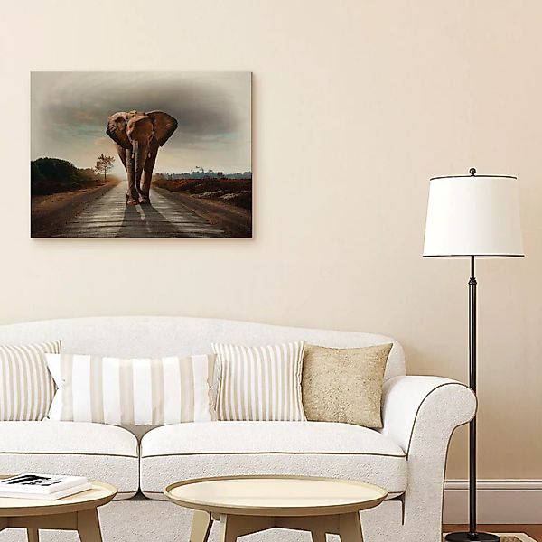 Artland Holzbild "Ein Elefant läuft auf der Straße", (1 St.) günstig online kaufen