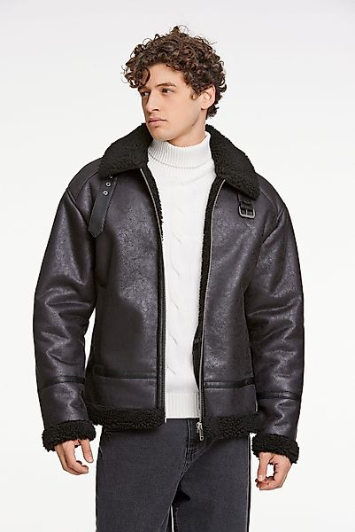 LINDBERGH Lederimitatjacke, ohne Kapuze, mit Schnalle am Kragen günstig online kaufen