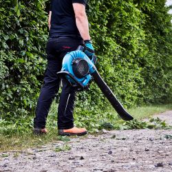 Makita Akku-Laubbläser DUB363PT2V, 65 m/s, 13,4 günstig online kaufen