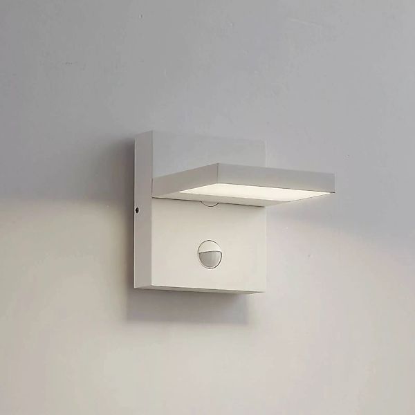 Lucande LED-Außenwandlampe Silvan, weiß, Sensor, IP54, 16cm günstig online kaufen