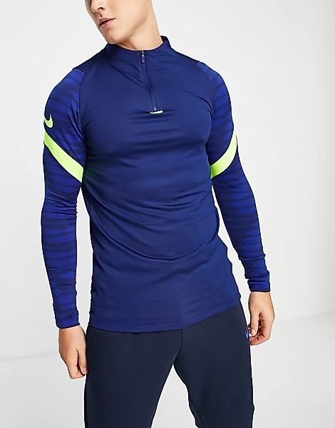 Nike Football – Strike – Trainings-Oberteil in Navy und Volt-Marineblau günstig online kaufen