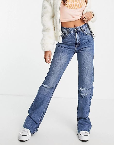 Pull&Bear – Jeans im Stil der 90er-Jahre in 90er-Blau mit Zierrissen und Sc günstig online kaufen
